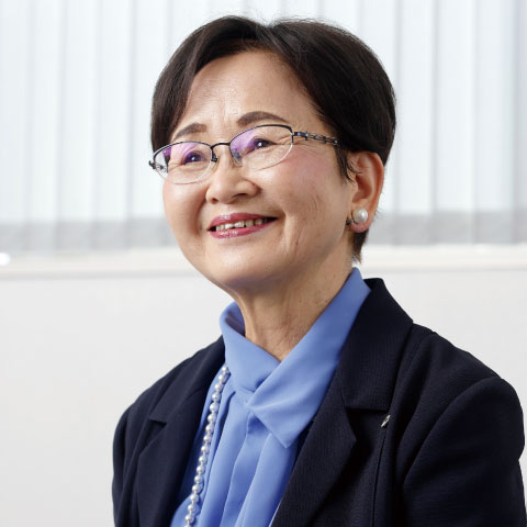 西村 道子 氏